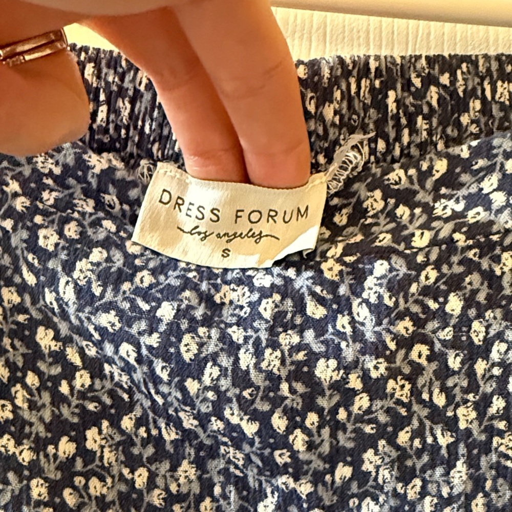 Dress Forum High Low Skirt - Blue and White Floral - Picture 3 of 6